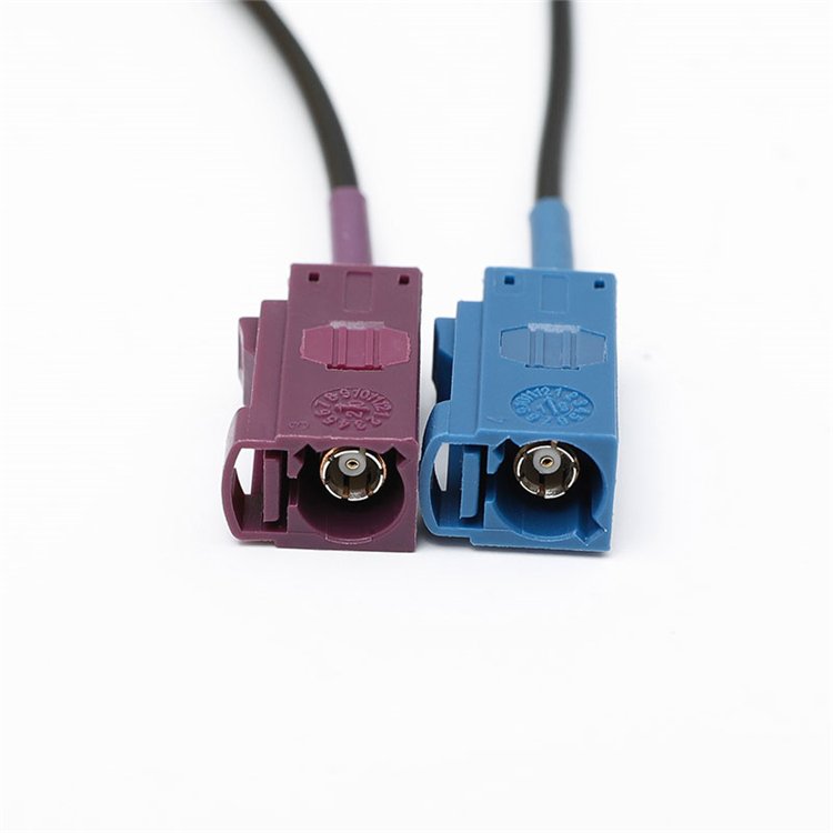 GNSS+4G Vehicle Navigation Positioning Monitoring GPS/2G 3G 4G WIFI Multi-Frequency DVR Cabinet Antenna With FAKRA Connectors